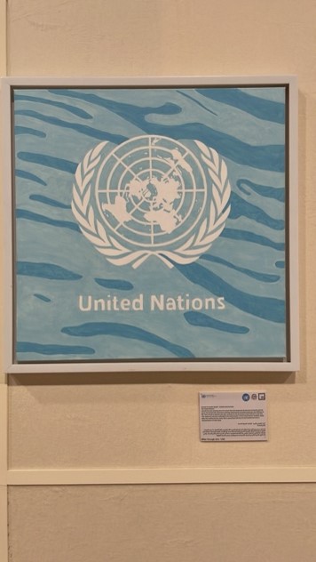 Painting: logo of the United Nations.