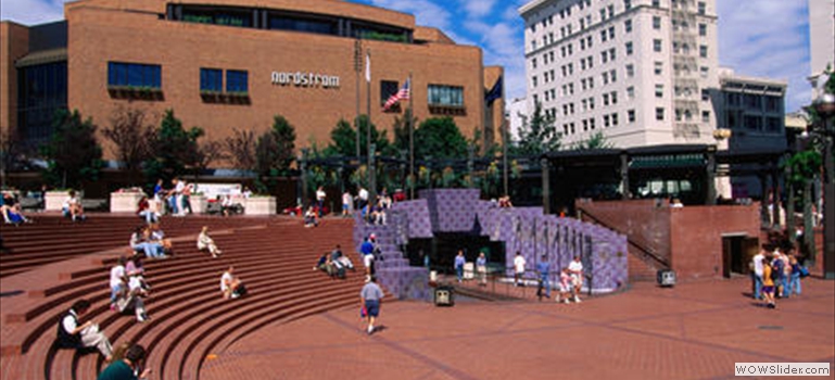 Portland Pioneer Courthouse Square